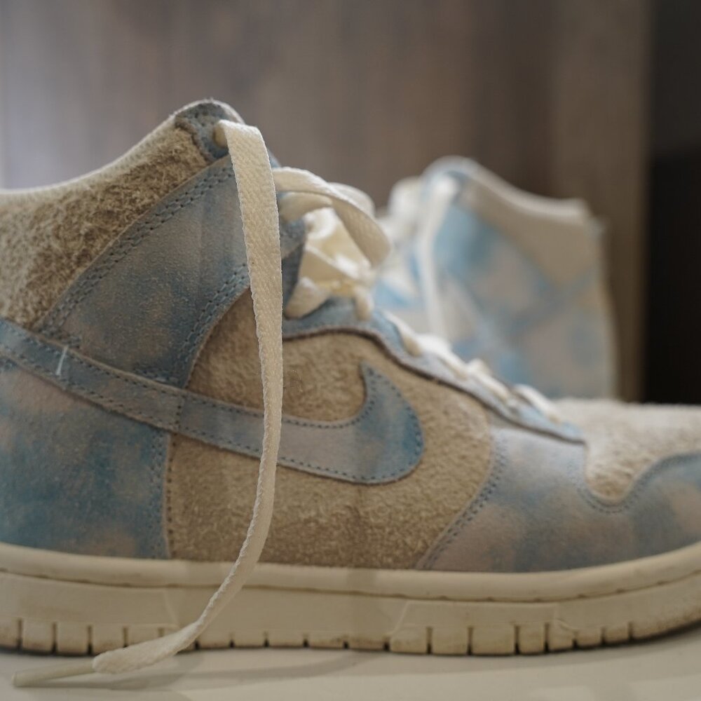 Nike Women’s Dunk High SE ‘Clouds’